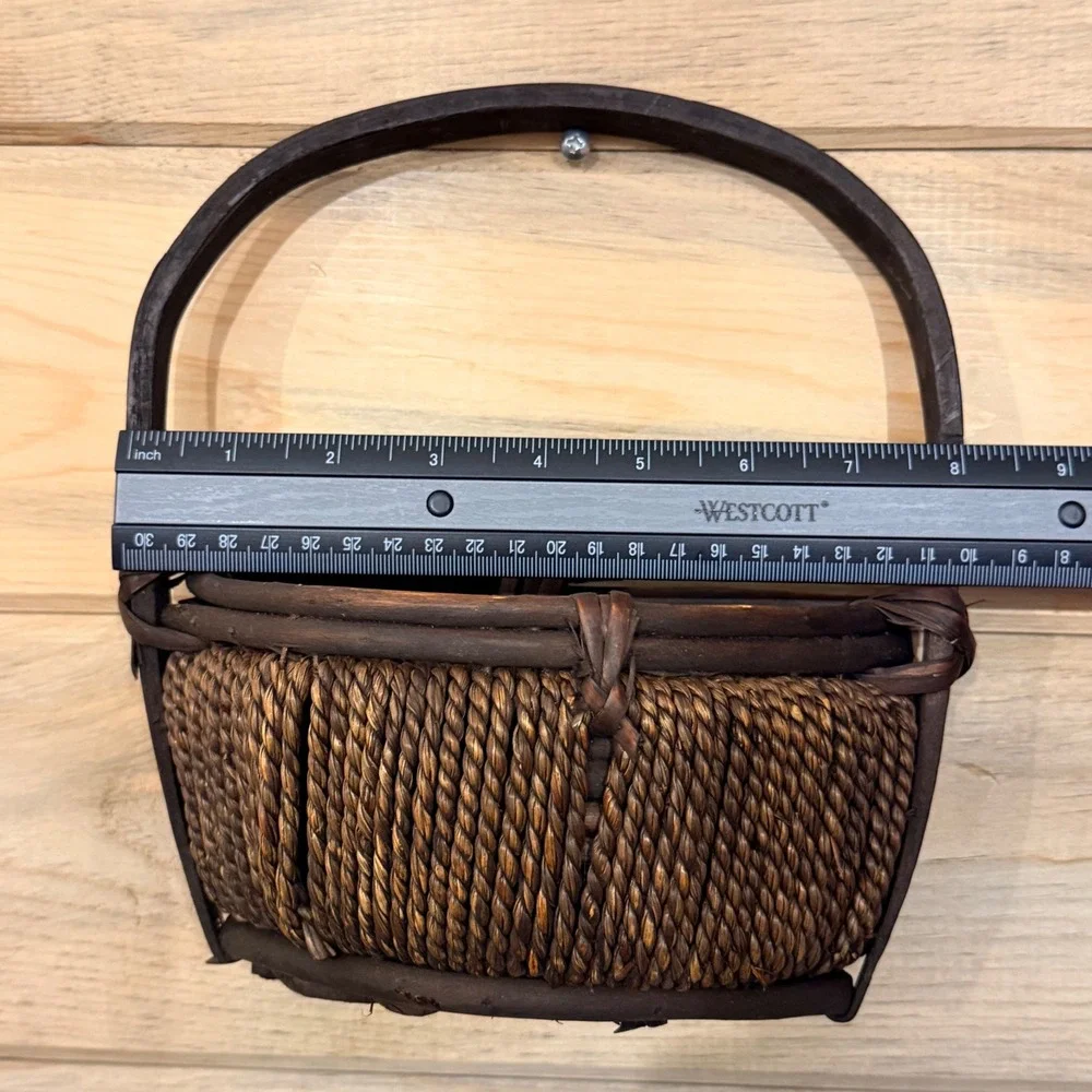 Rustic Woven Sea Grass Wall Hanging Basket Dark Wood Handle Farmhouse Decor 8in